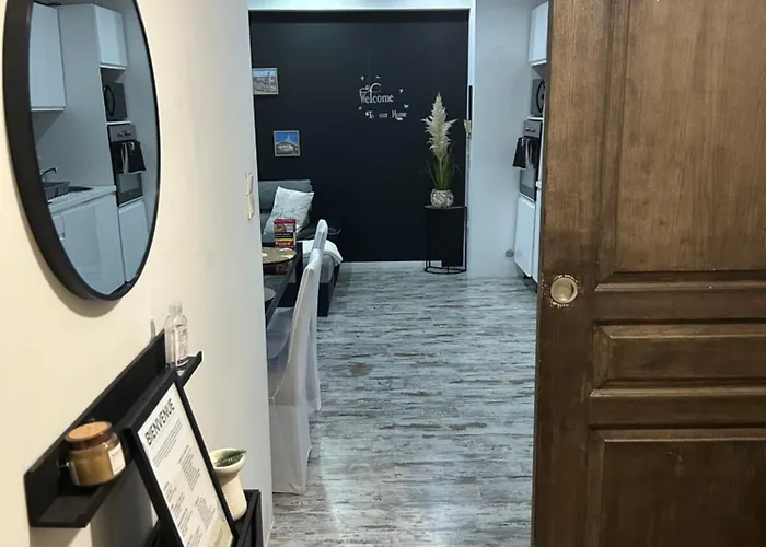 아파트 Coquet Appartement, Quartier Historique De Centre *