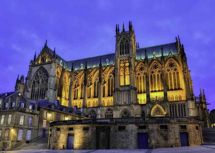 Coquet Appartement, Quartier Historique De Centre 아파트